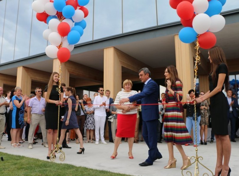 "Золотая балка": открытие "Шампанерии", 2016­